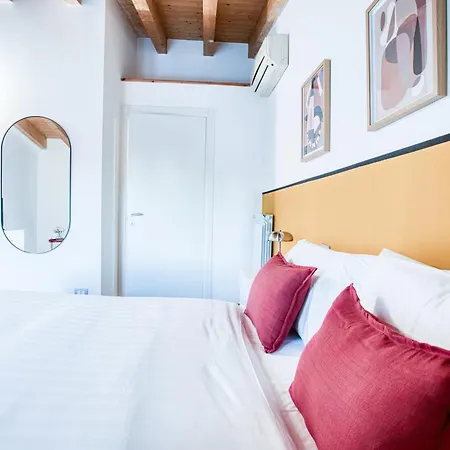 Easylife - Eleganza E Comodita In Citylife *