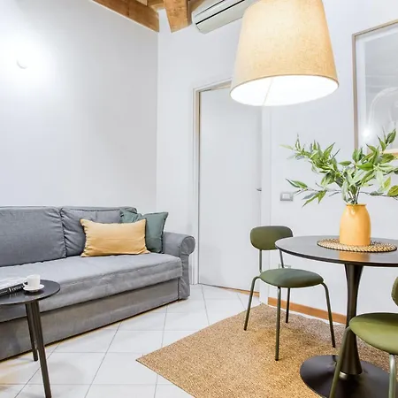 Easylife - Eleganza E Comodita In Citylife Milan